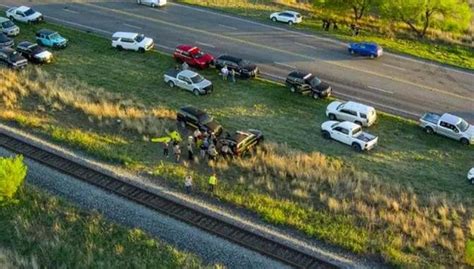 Empty tank cars derail in Texas rail yard, no injuries